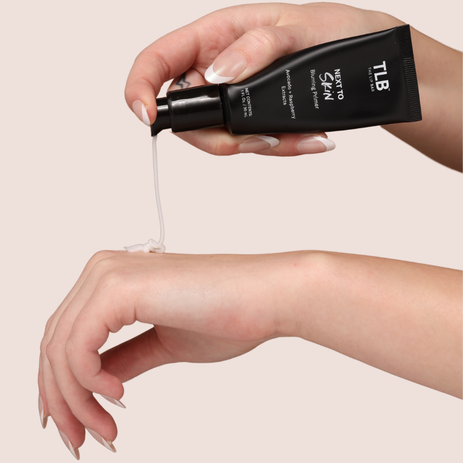 Next To Skin Blurring Primer